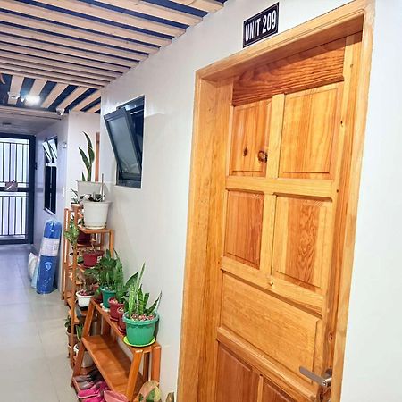 Apartamento Triple Js 209 Tlcs Baguio City Exterior foto